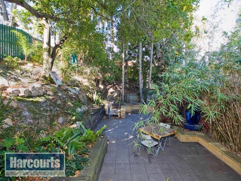 12 Dover Street, Red Hill QLD 4059