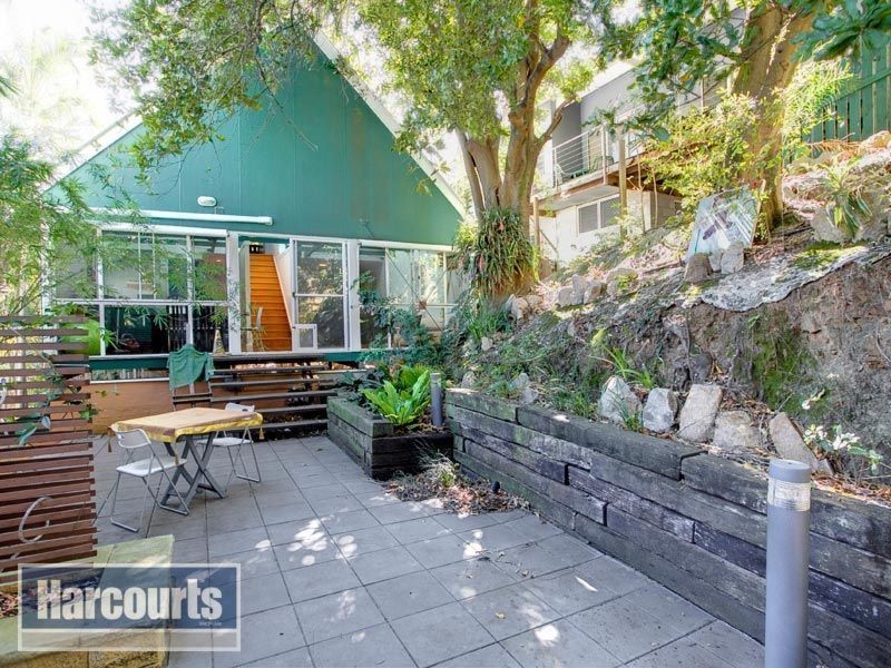 12 Dover Street, Red Hill QLD 4059