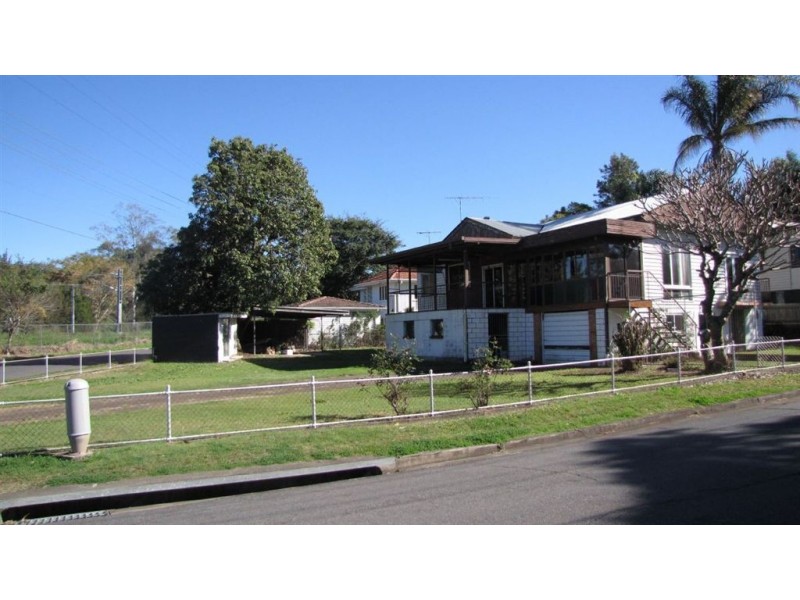 8 Gracemere Street, Newmarket QLD 4051