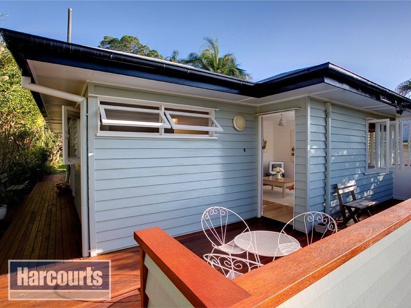 17 Dudley Street, Annerley QLD 4103