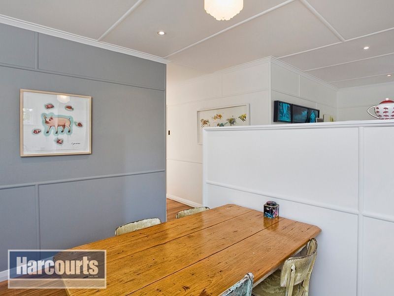 17 Dudley Street, Annerley QLD 4103