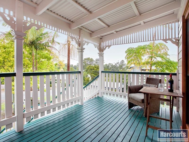 18 Gavan Street, Ashgrove QLD 4060