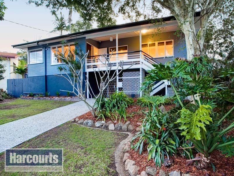 8 Anembo Street, The Gap QLD 4061