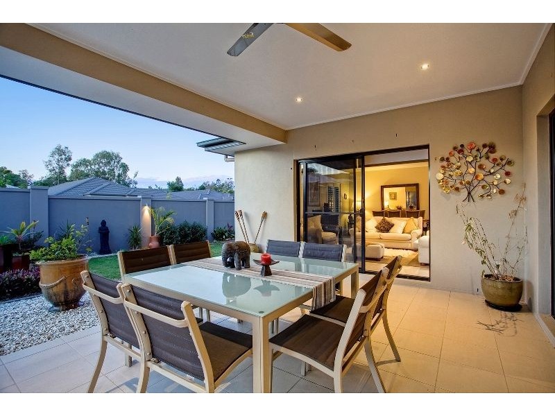 15 Patricia Drive, The Gap QLD 4061