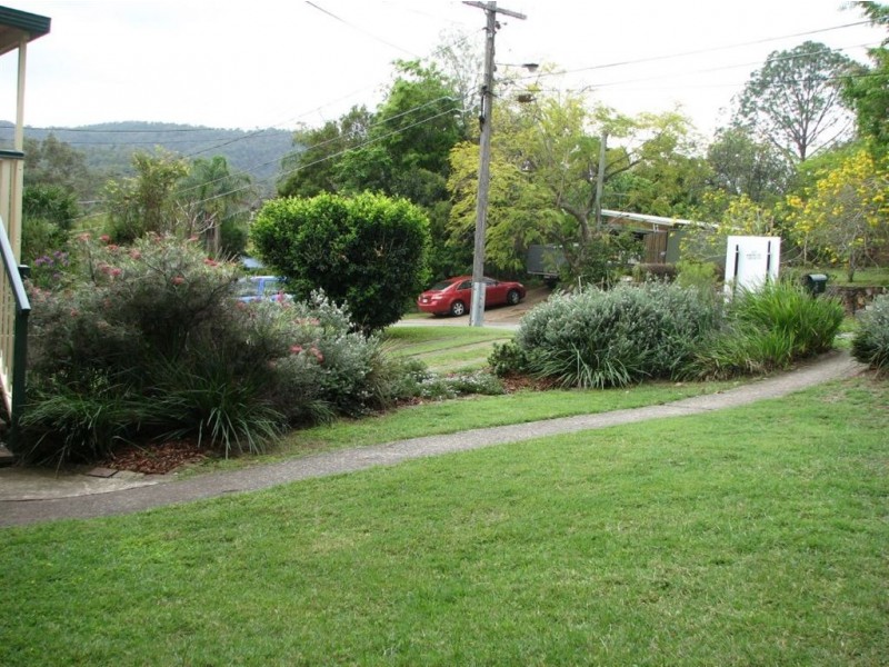 6 Dandaloo Street, The Gap QLD 4061
