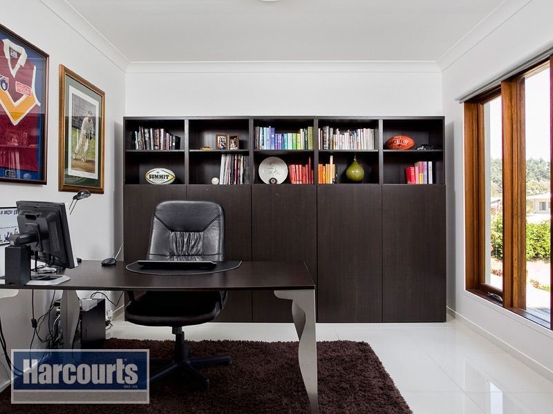 27 Georgia Place, The Gap QLD 4061