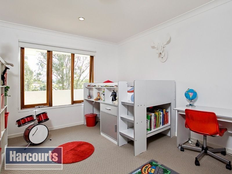 27 Georgia Place, The Gap QLD 4061