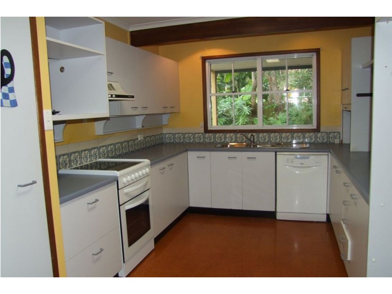 4 Pender Street, Ashgrove QLD 4060