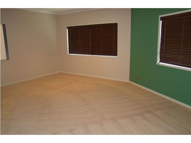 27 Tullira Street, The Gap QLD 4061