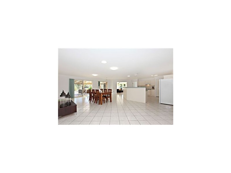 33 Parkside Crescent, The Gap QLD 4061