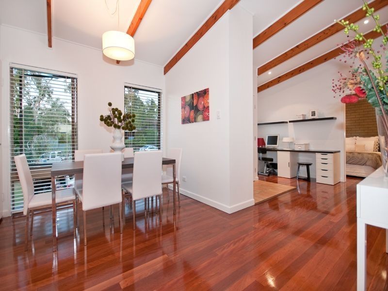 3 Reigate Place, The Gap QLD 4061
