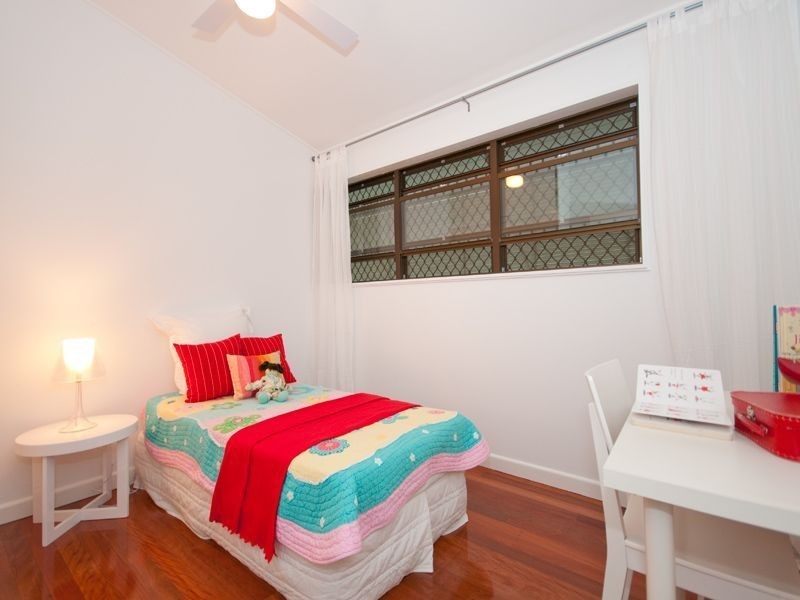 3 Reigate Place, The Gap QLD 4061