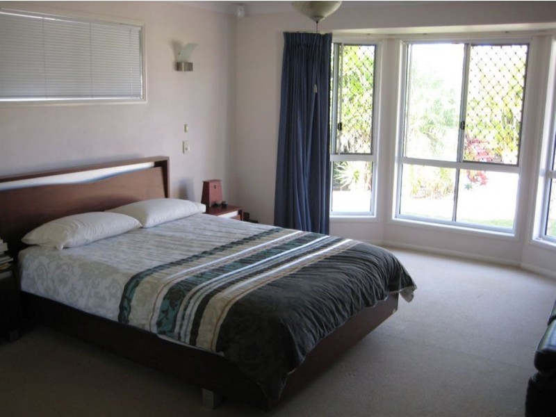 12 Chiswick Place, Forest Lake QLD 4078