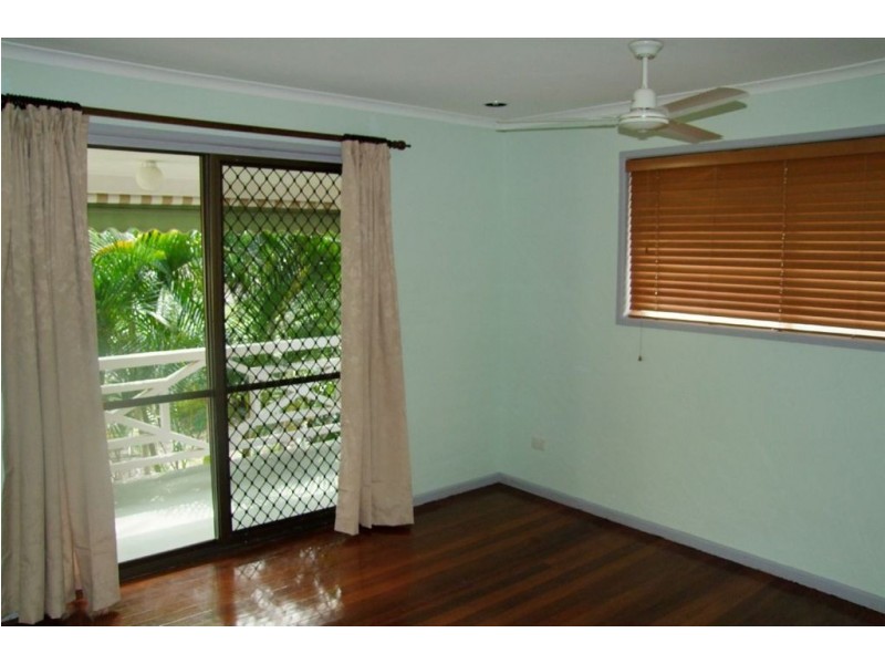 9 Grimsby Street, The Gap QLD 4061