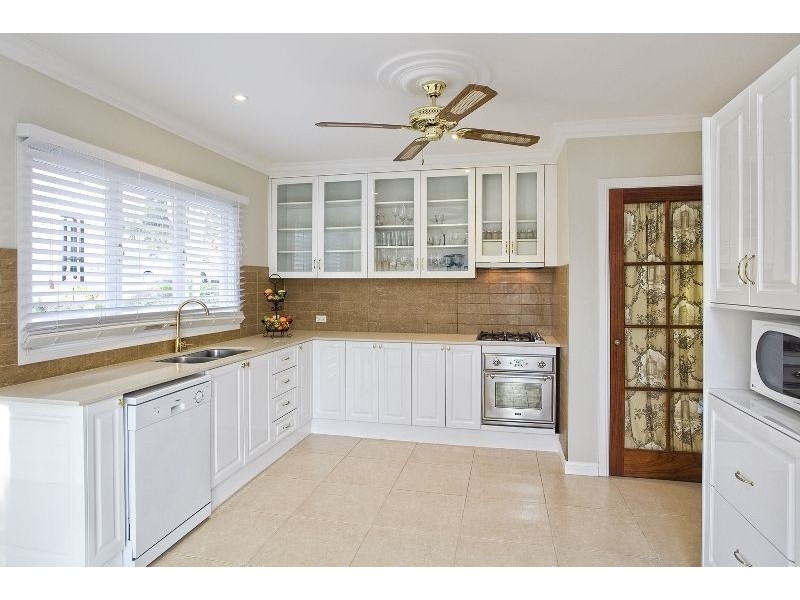 23 D’Aguilar Road, The Gap QLD 4061