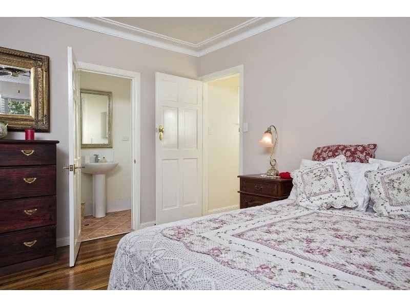 23 D’Aguilar Road, The Gap QLD 4061