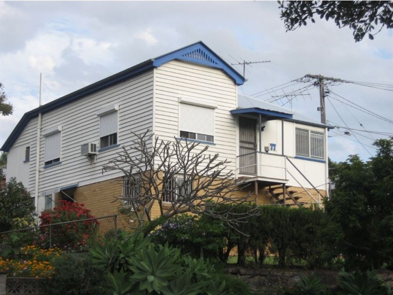 77 Cochrane Street, Red Hill QLD 4059