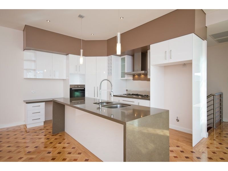 59 Lizzie Street, Bardon QLD 4065