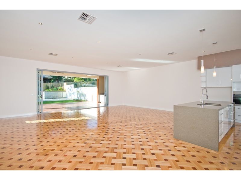 59 Lizzie Street, Bardon QLD 4065