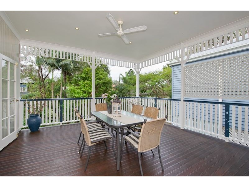 21 Leslie Street, Bardon QLD 4065