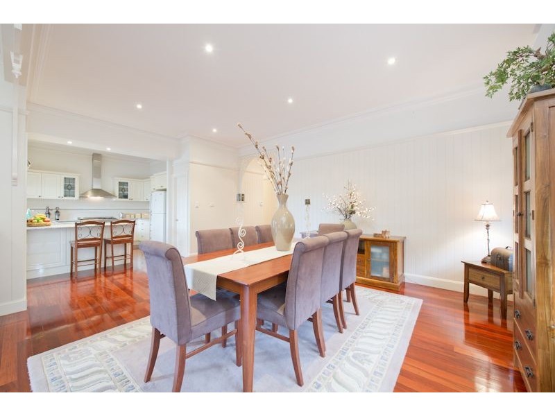 21 Leslie Street, Bardon QLD 4065