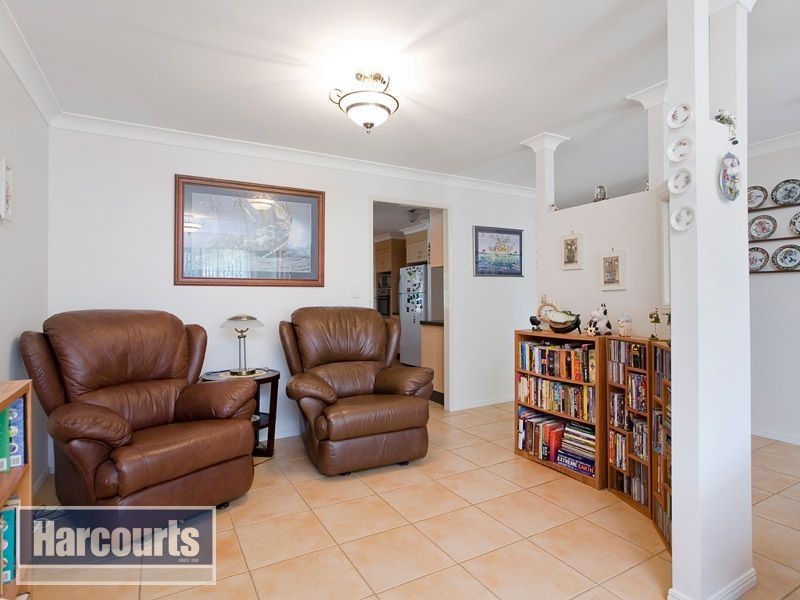 3 Kinross Place, Ferny Grove QLD 4055