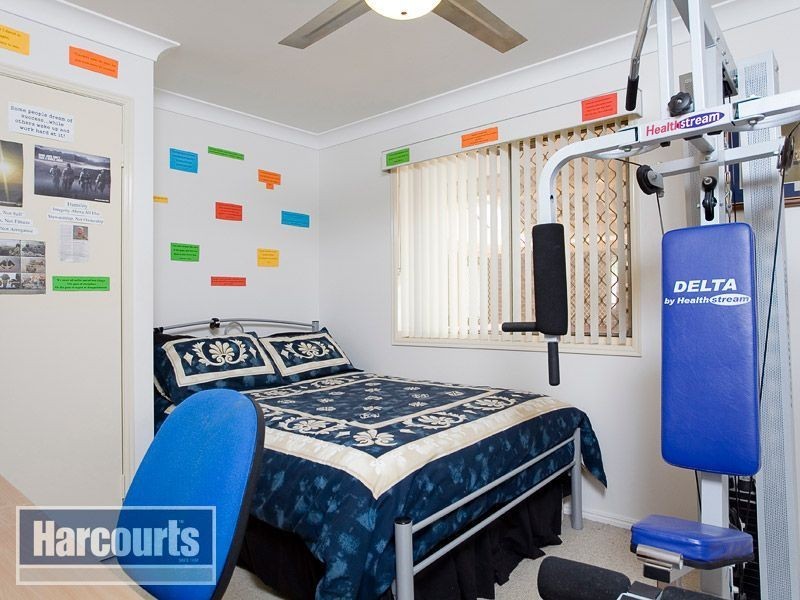 3 Kinross Place, Ferny Grove QLD 4055