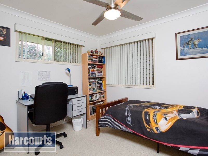 3 Kinross Place, Ferny Grove QLD 4055