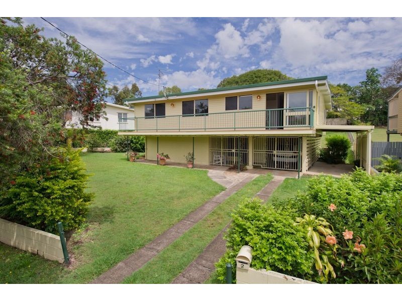 2 McQueen Street, Stafford Heights QLD 4053