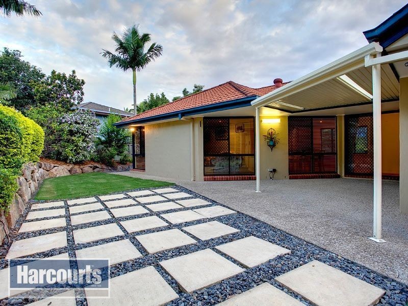 13 Rattray Place, Ferny Grove QLD 4055