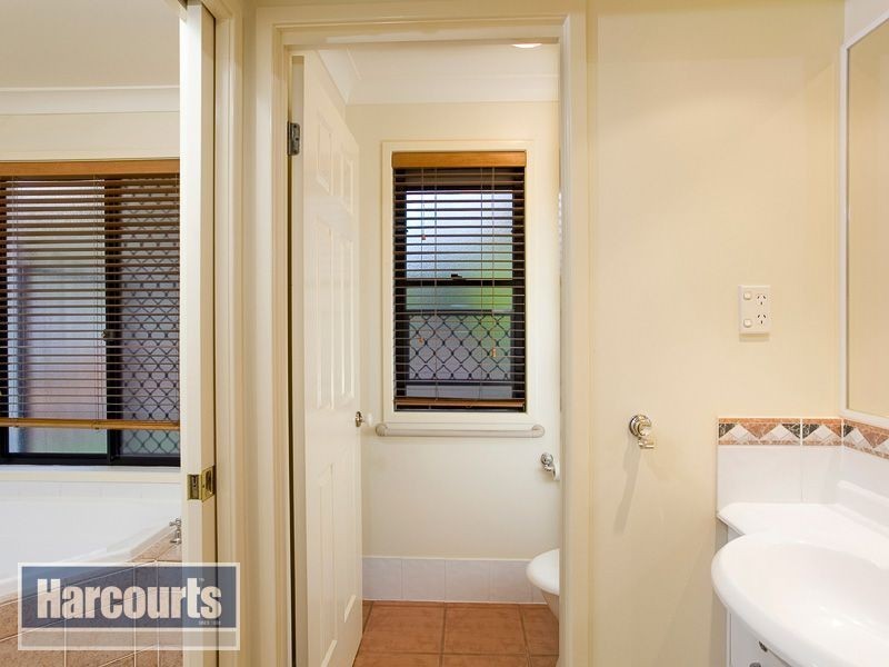 13 Rattray Place, Ferny Grove QLD 4055