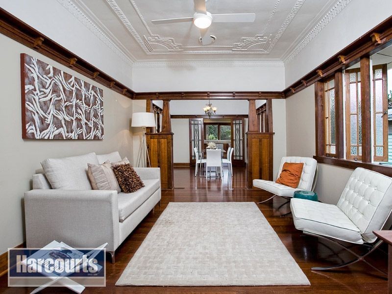 27 Gresham Street, Ashgrove QLD 4060