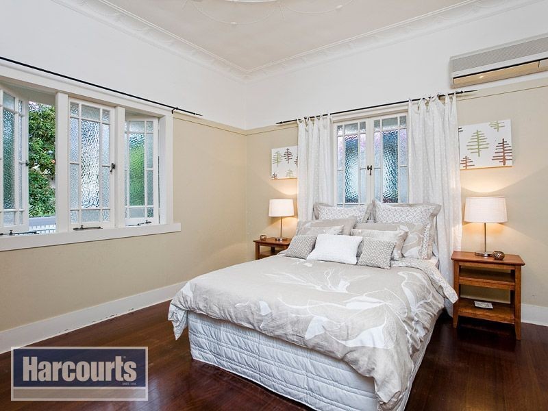 27 Gresham Street, Ashgrove QLD 4060