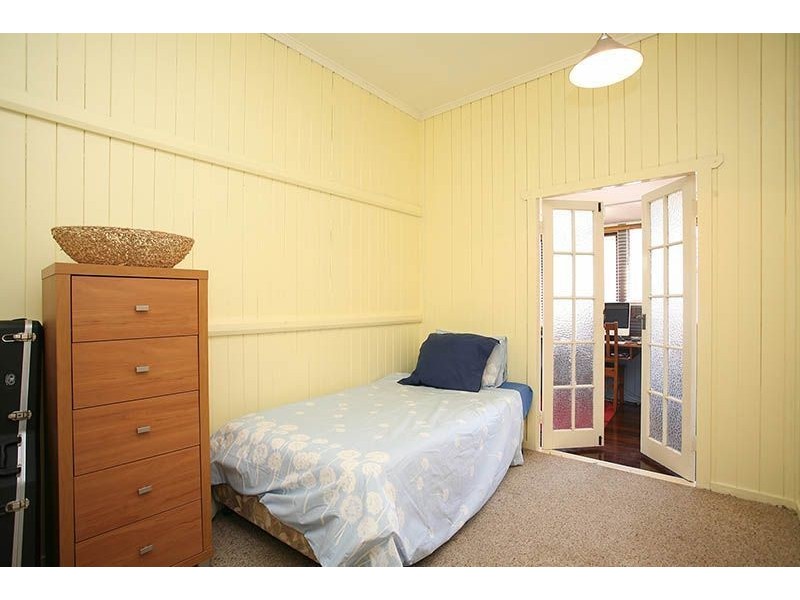 85 Mareeba Road, Ashgrove QLD 4060