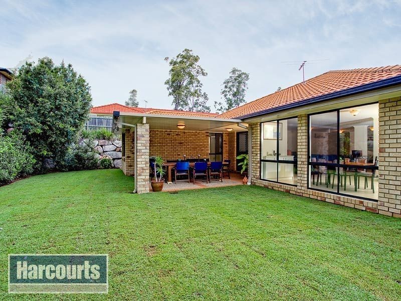 94 Selkirk Crescent, Upper Kedron QLD 4055