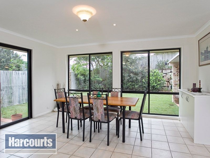 94 Selkirk Crescent, Upper Kedron QLD 4055