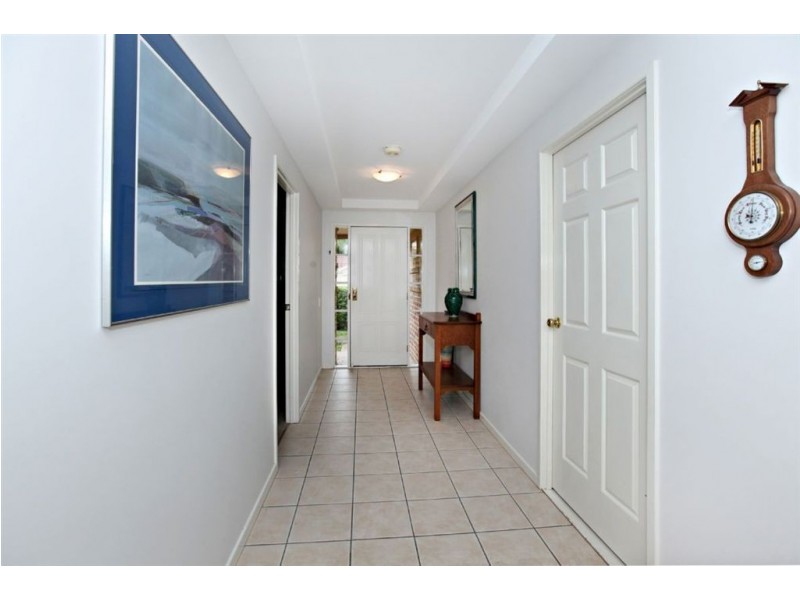 5 Maddison Place, The Gap QLD 4061