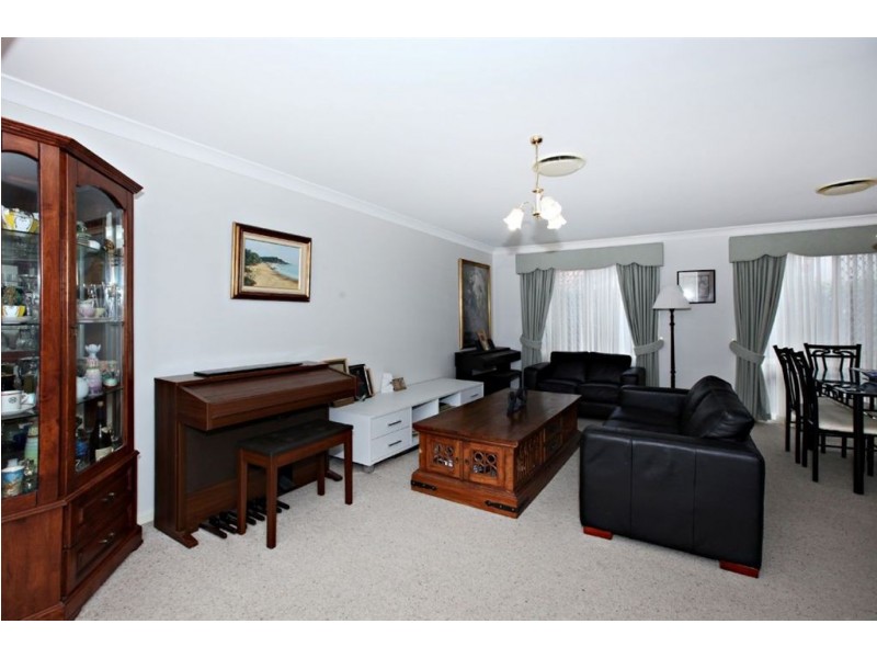 5 Maddison Place, The Gap QLD 4061