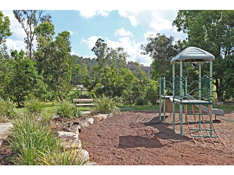 24 Georgia Place, The Gap QLD 4061