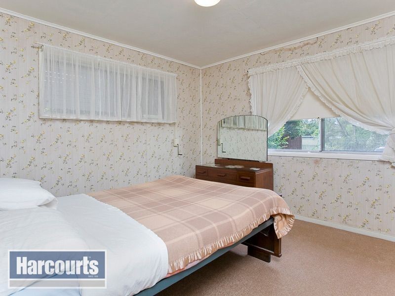 16 Madeira Street, The Gap QLD 4061