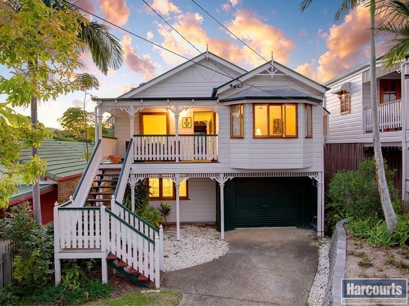 18 Gavan Street, Ashgrove QLD 4060