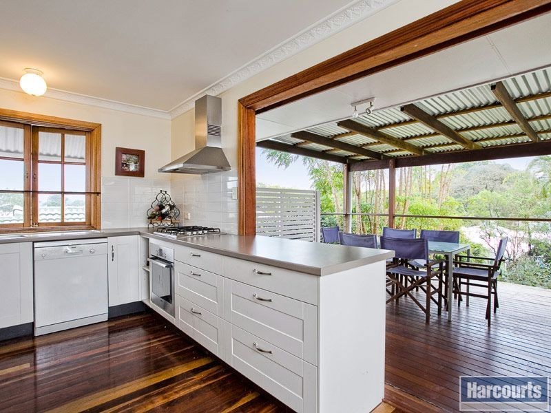 18 Gavan Street, Ashgrove QLD 4060