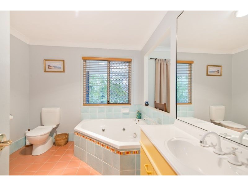 7 Hipwood Place, Samford QLD 4520