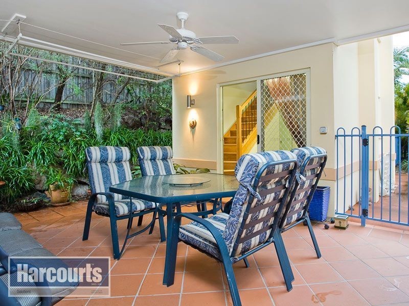 11 Redwood Place, The Gap QLD 4061