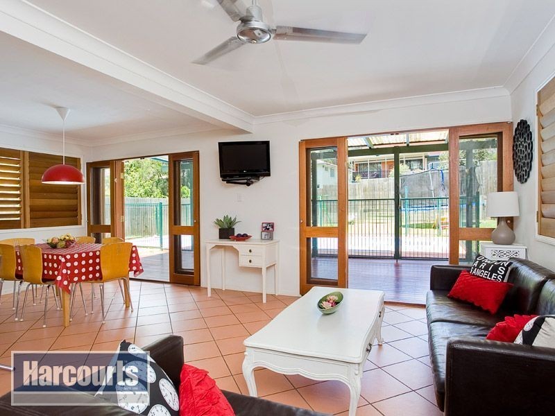 39 Warana Street, The Gap QLD 4061