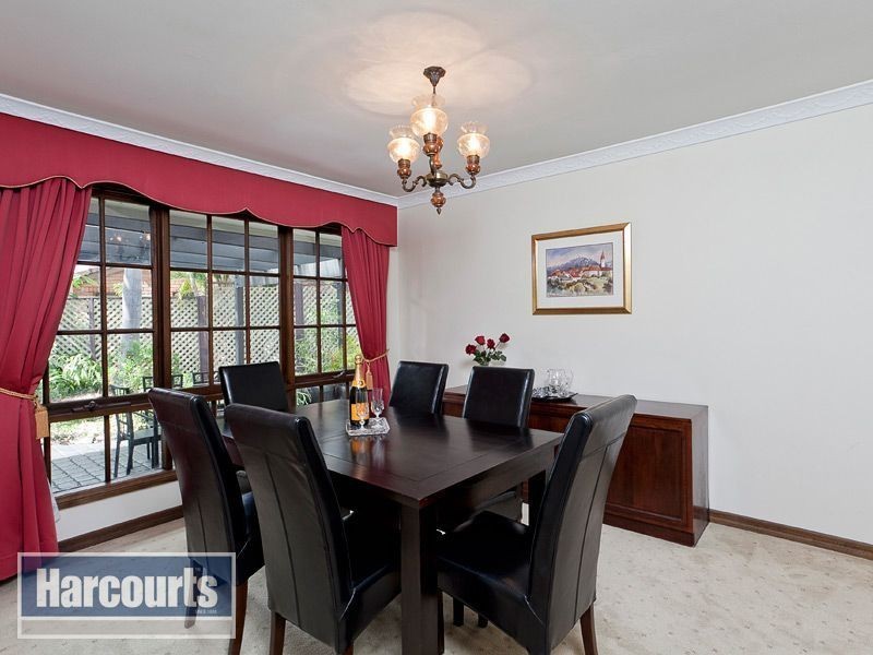 10 Gleneden Court, The Gap QLD 4061