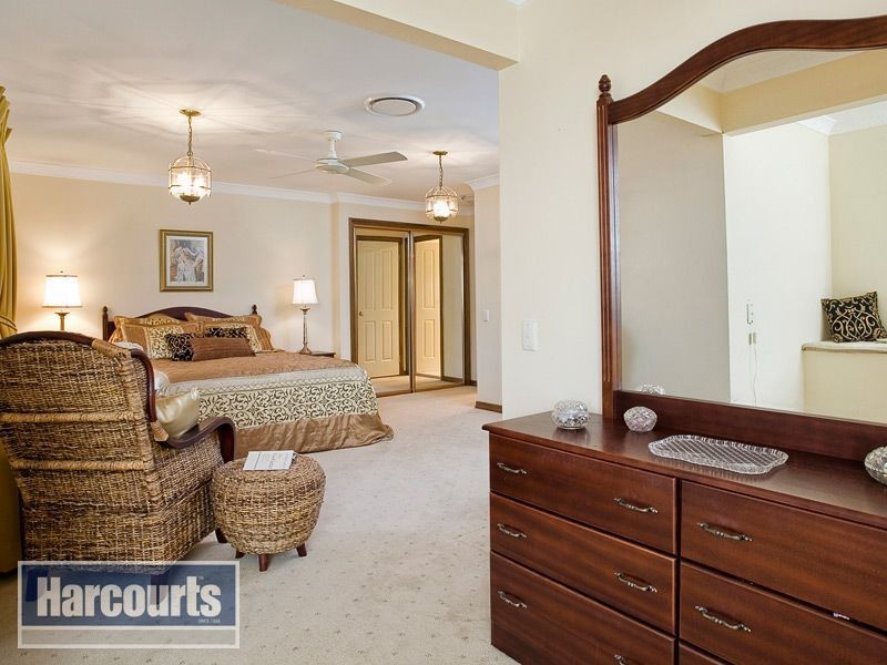 10 Gleneden Court, The Gap QLD 4061