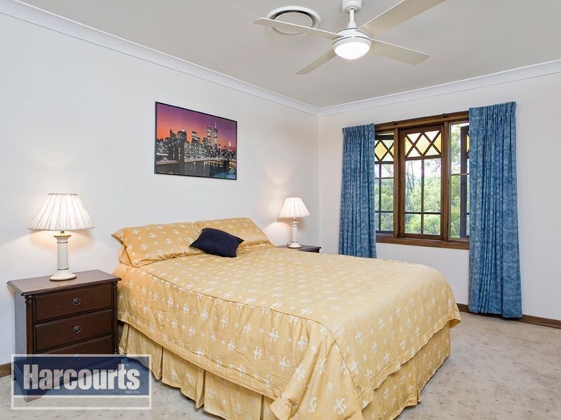 10 Gleneden Court, The Gap QLD 4061