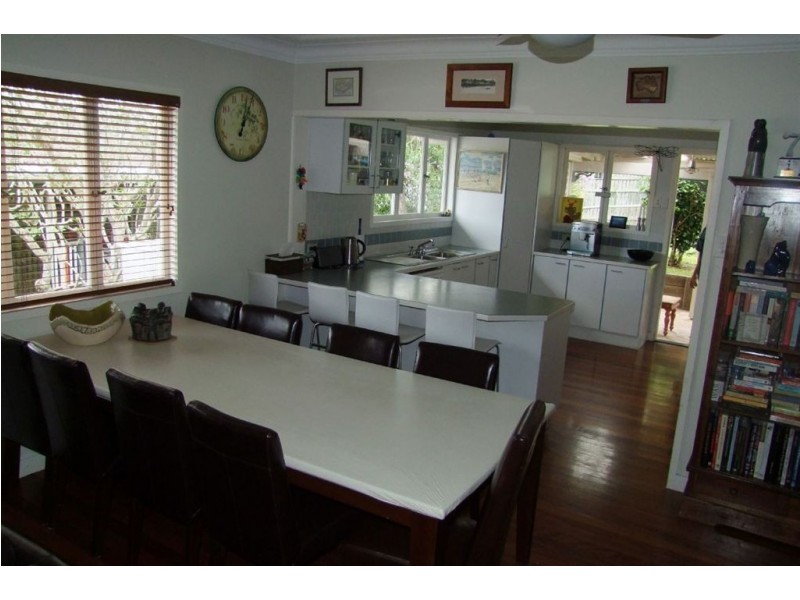 6 Madlo Street, The Gap QLD 4061