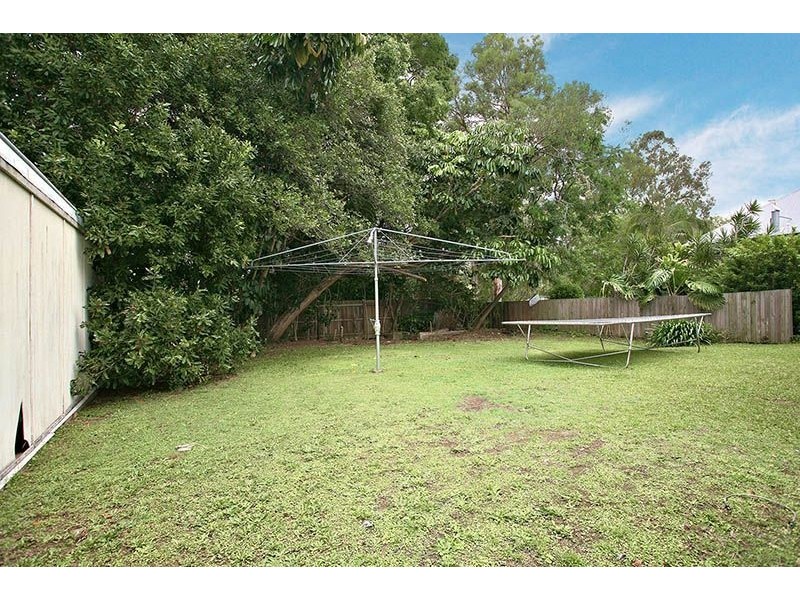 30 Yoku Road, Ashgrove QLD 4060